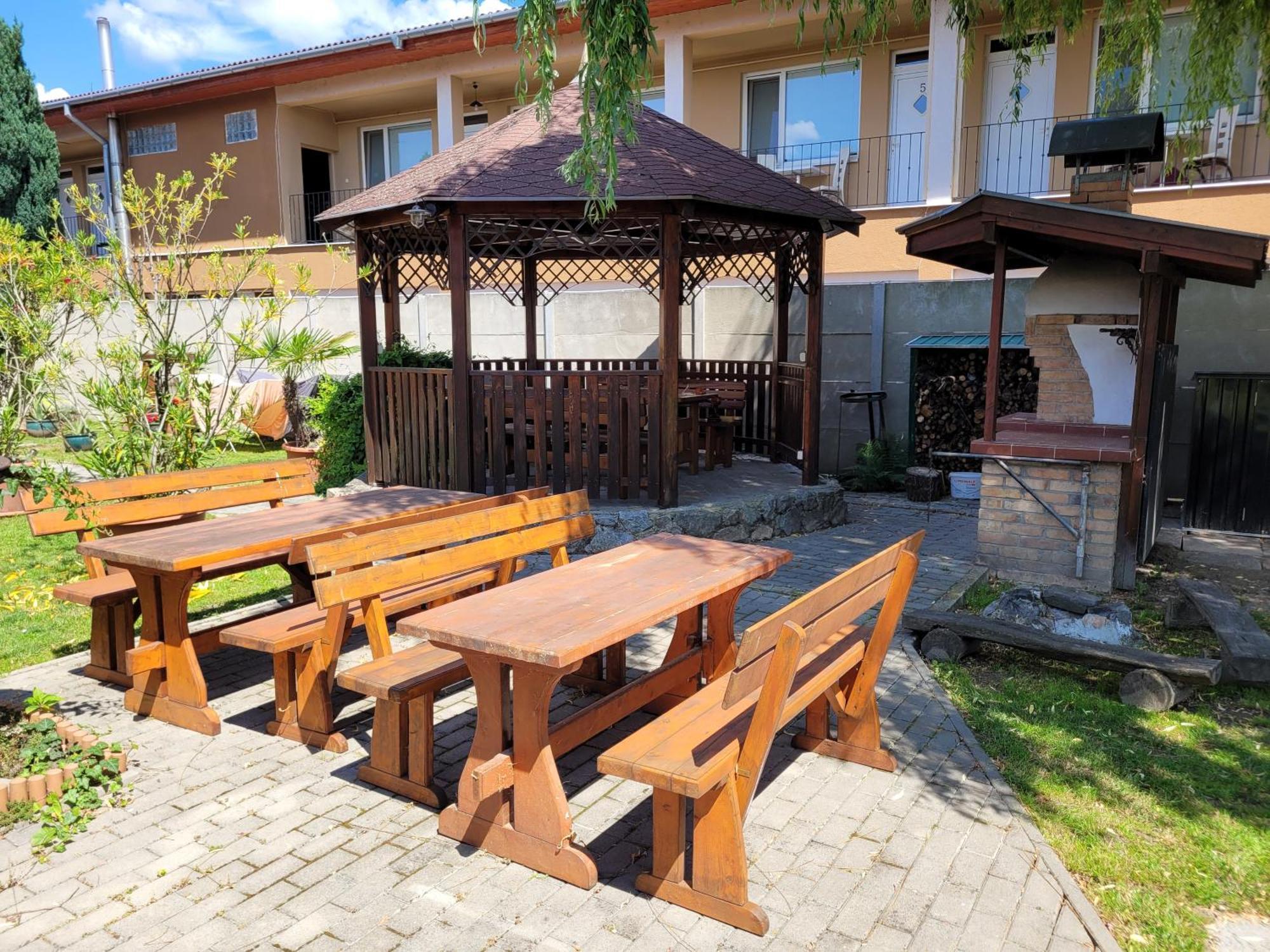 Penzion Korzo สตูโรโว ภายนอก รูปภาพ